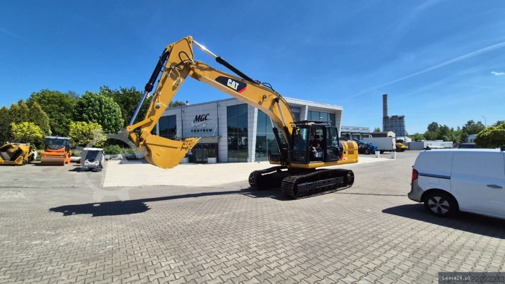 budowlane Caterpillar 330D2 L - Excavator - 3 Buckets z zagranicy