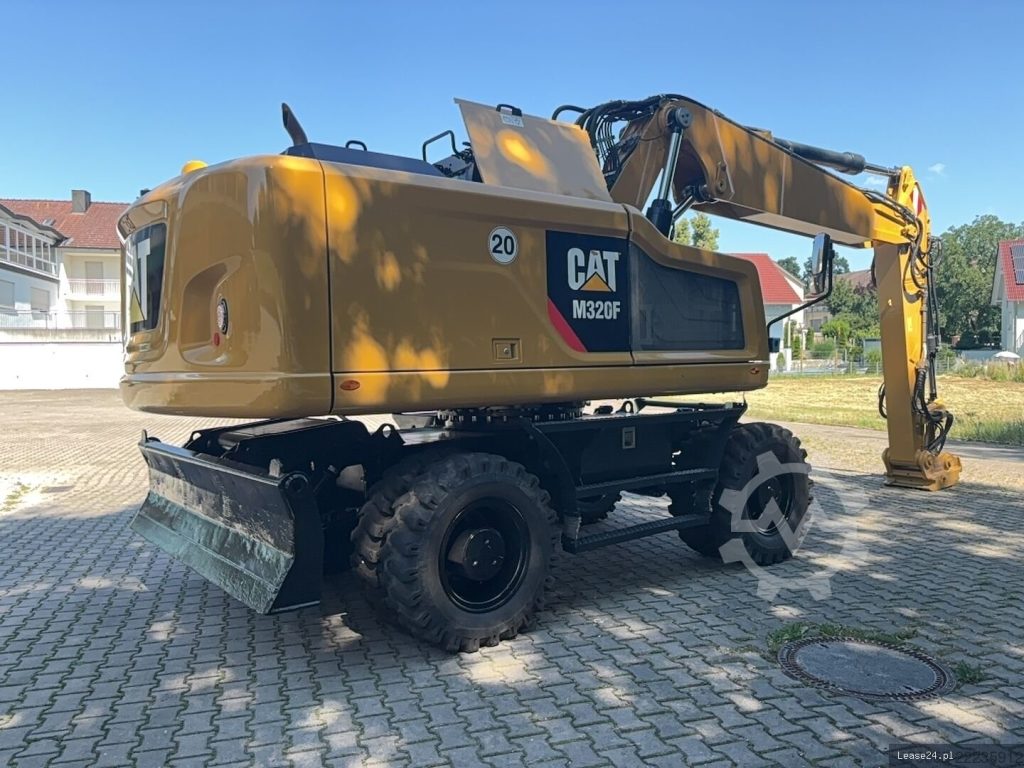 Caterpillar z zagranicy